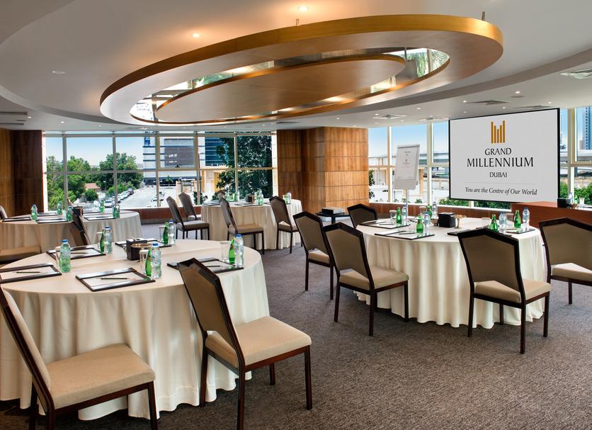 Banquet hall Photo