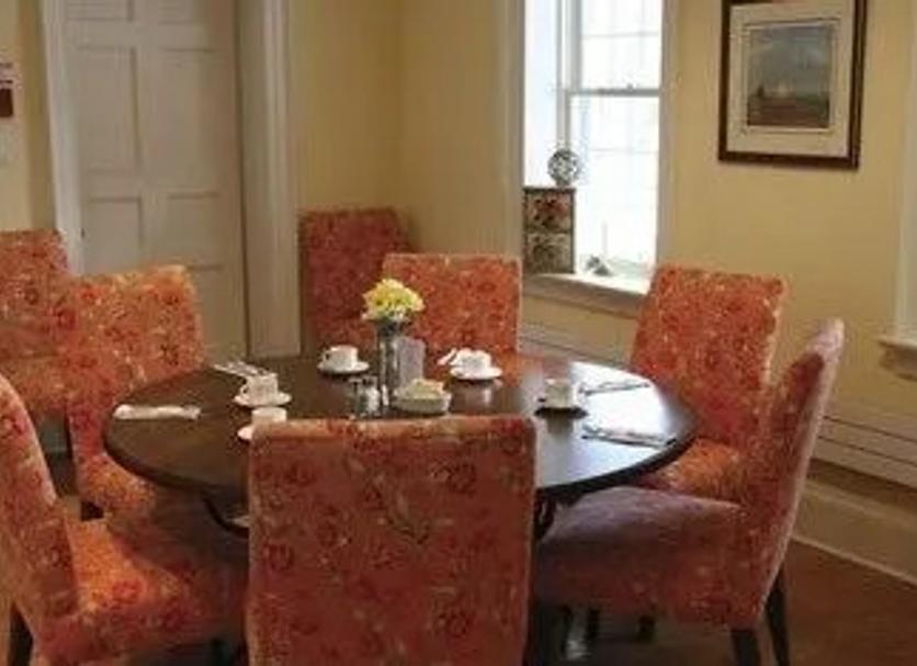 Dining room Photo
