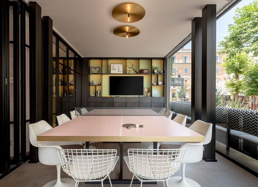 Dining room Photo