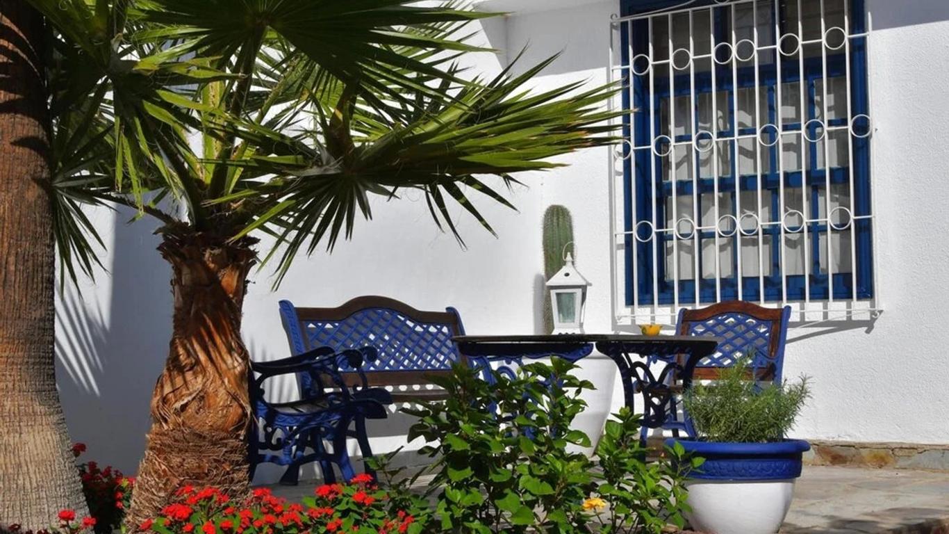 Endless Summer Hostel