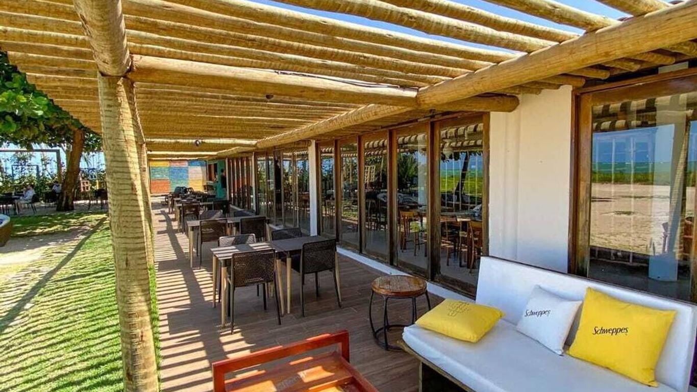 Angá Beach Hotel