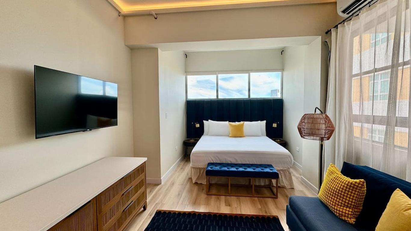 Metro Art Hotel
