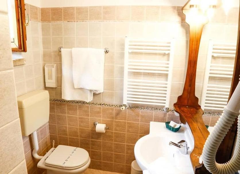 Bathroom Photo