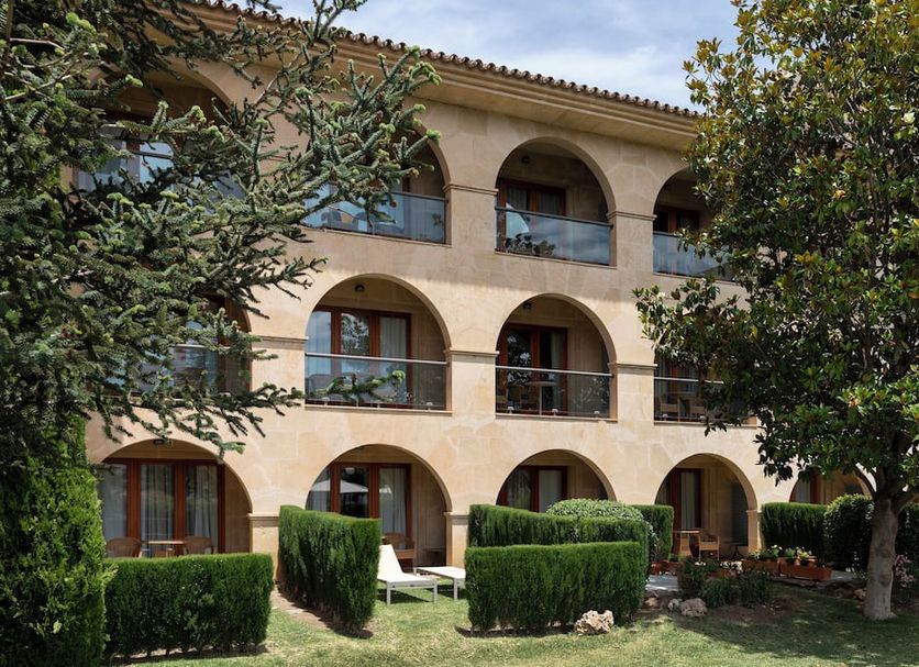 Building Photo
