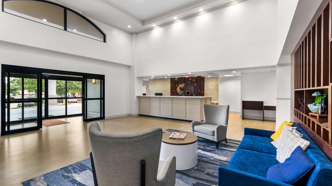 Comfort Suites Austin Airport