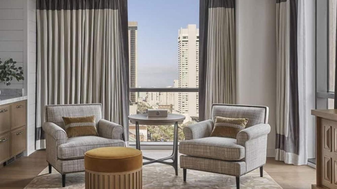 Four Seasons Hotel New Orleans