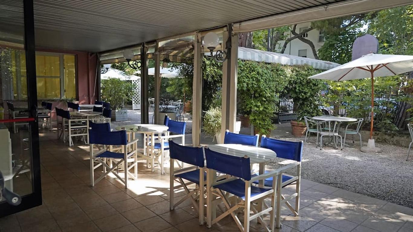 Hotel Villa Rosa