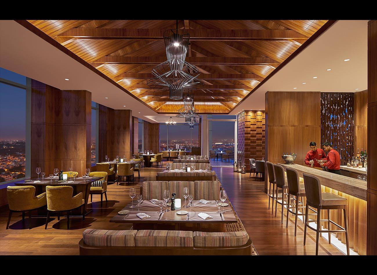 Shangri sales la hotel