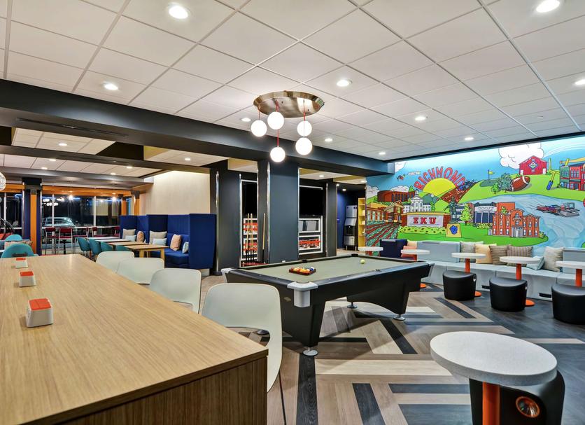 Restaurant Photo