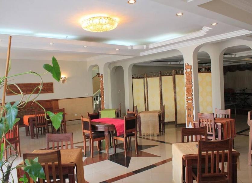 Restaurant Photo
