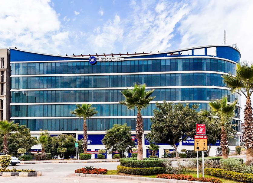Building Photo