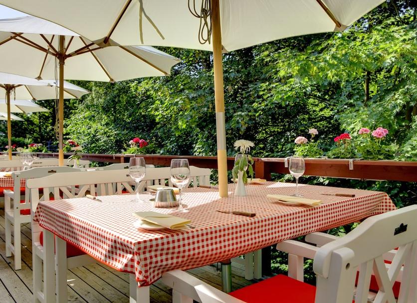 Restaurant Photo