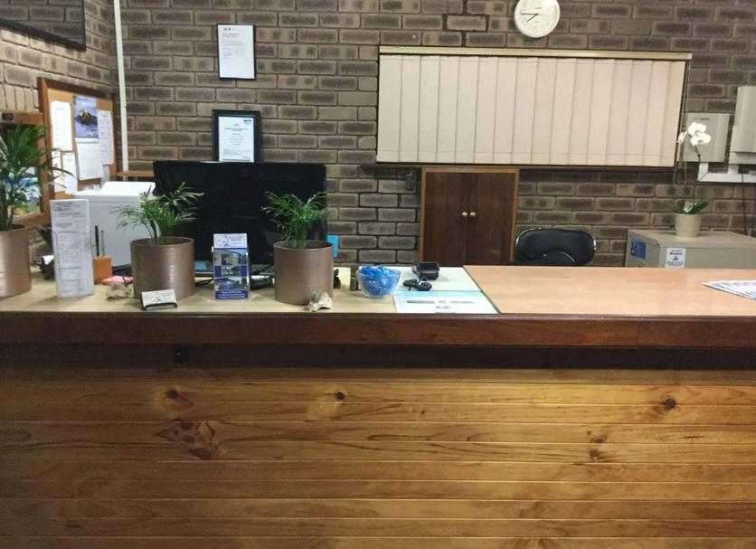 Front desk Photo