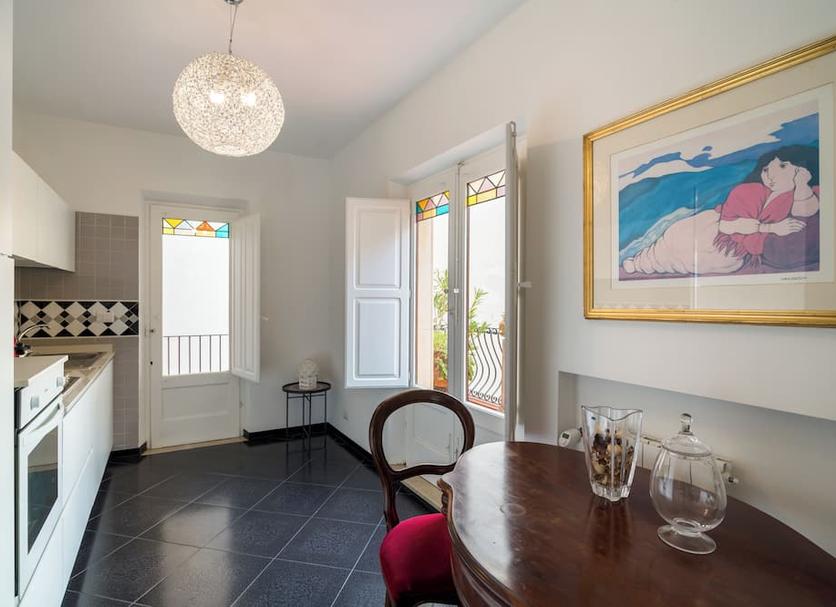 Dining room Photo