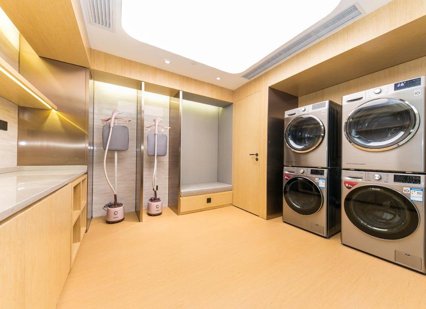 Laundry facility Photo