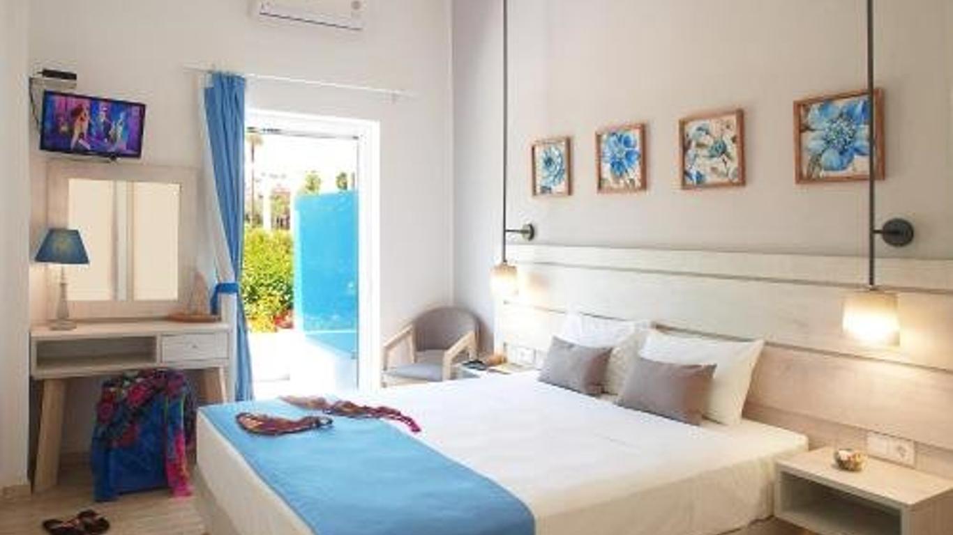 Almiris Seaside Apartments