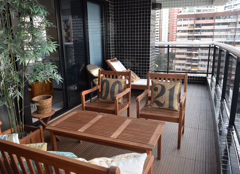 Balcony Photo