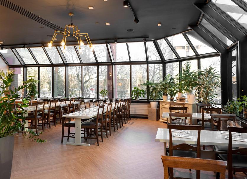 Restaurant Photo