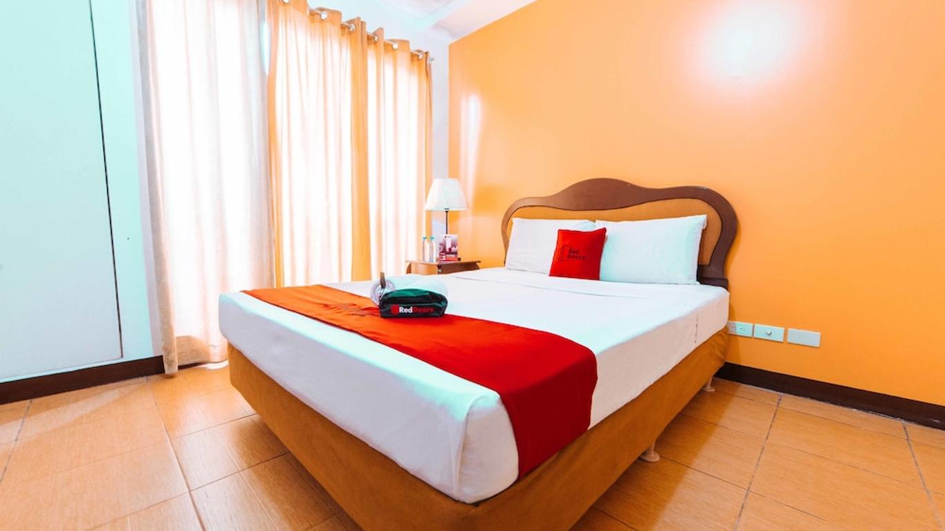 RedDoorz at Bel Air Soho Suites Makati City