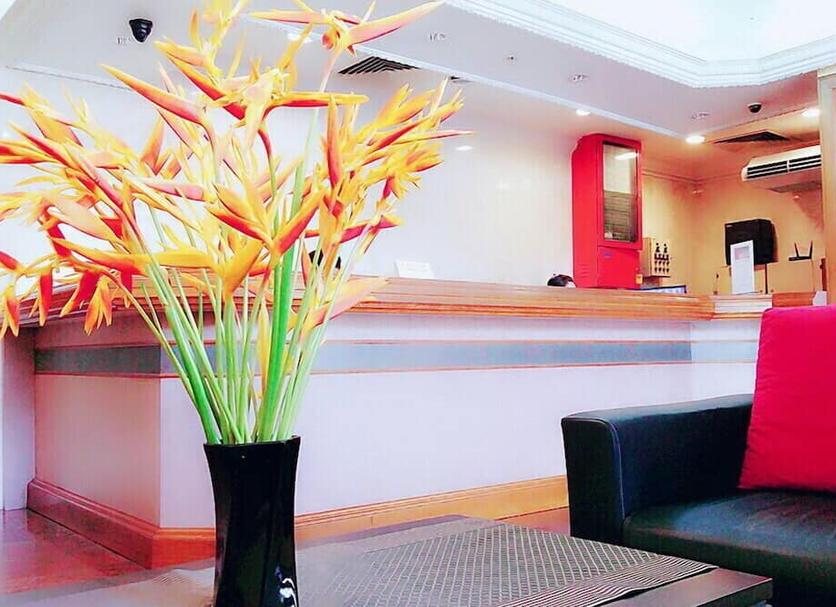 Front desk Photo