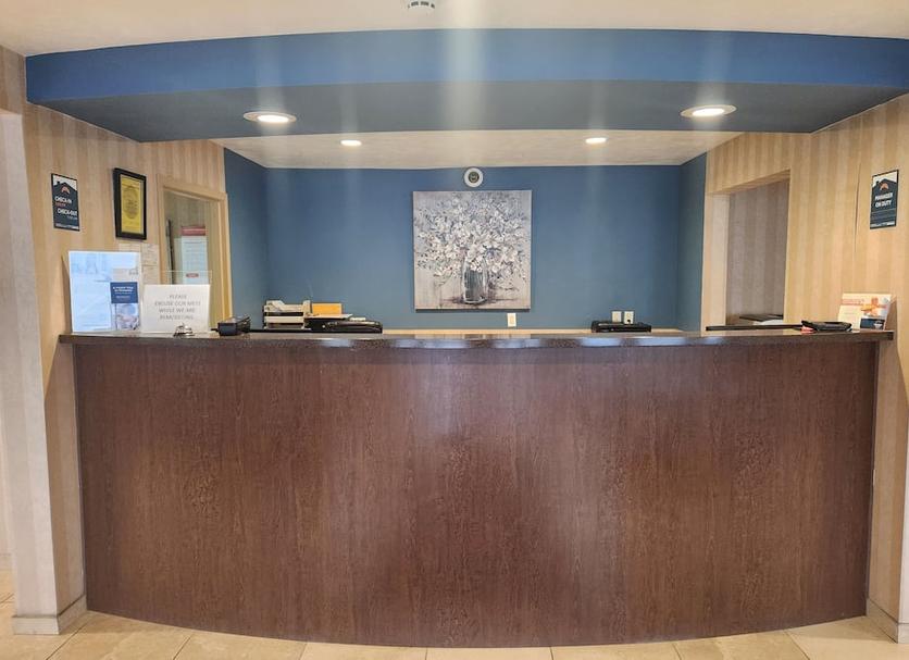Front desk Photo