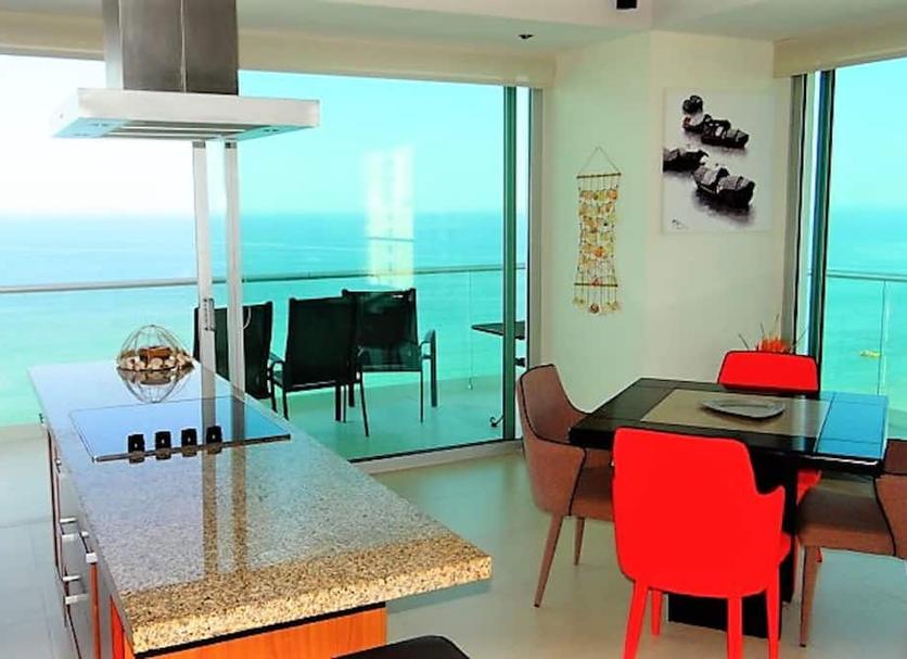 Dining room Photo