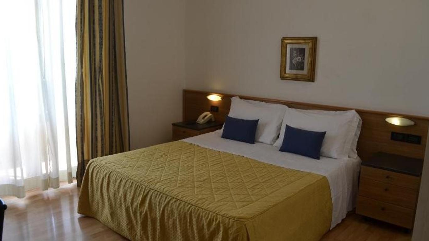 Hotel Mary Rose
