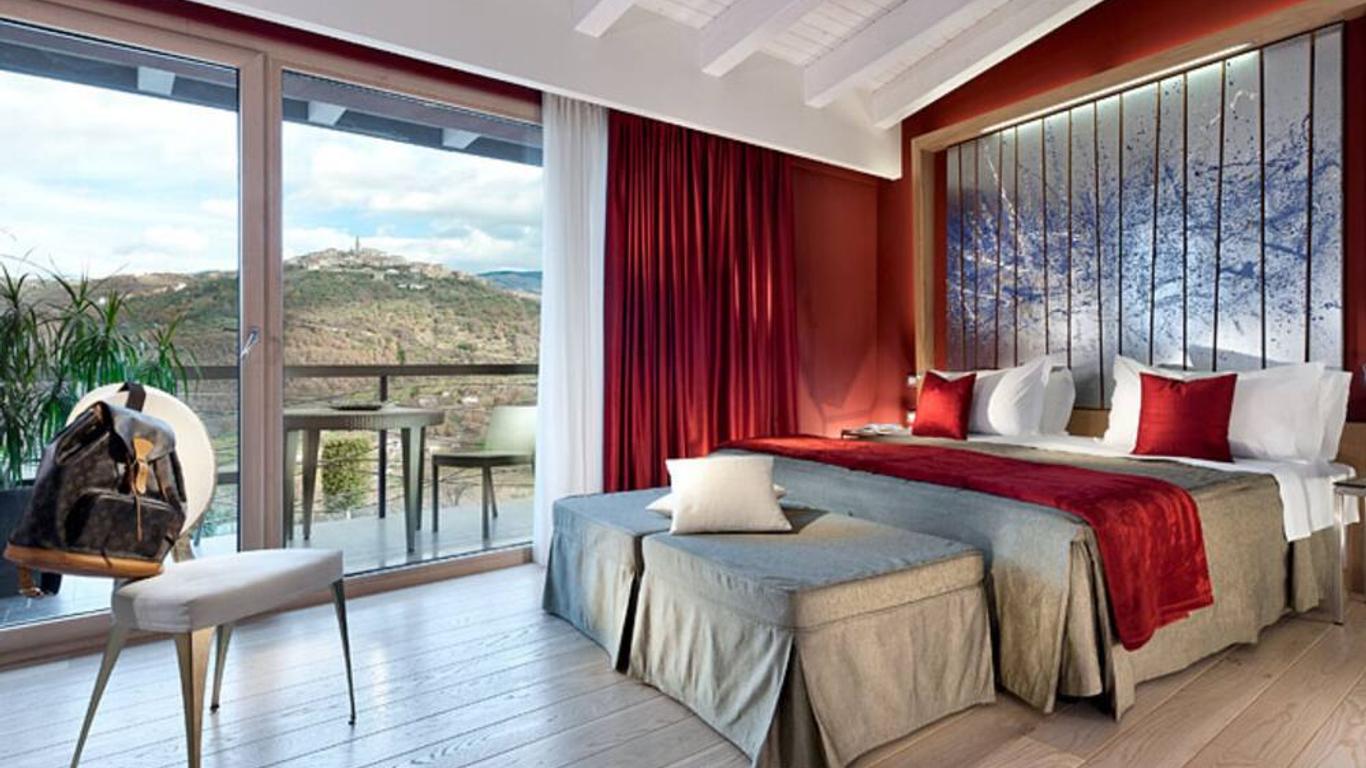 Bouganville Hill Resort & Wellness Space