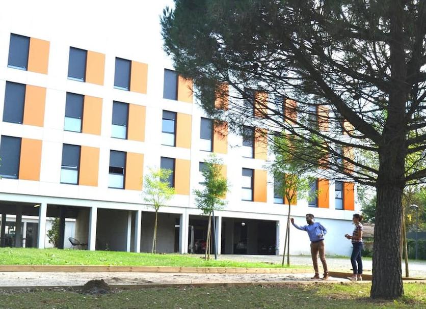 Building Photo