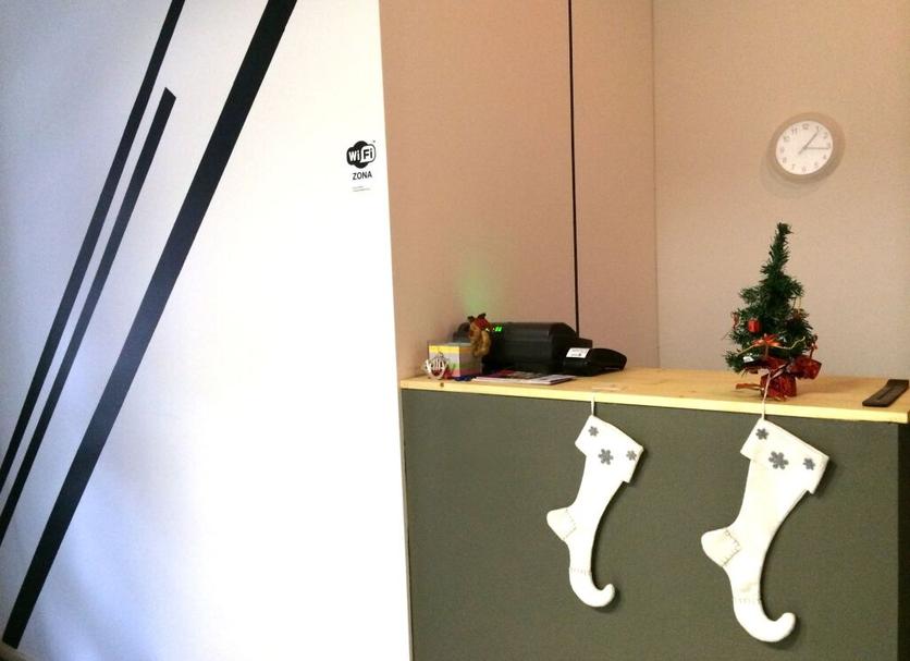 Front desk Photo