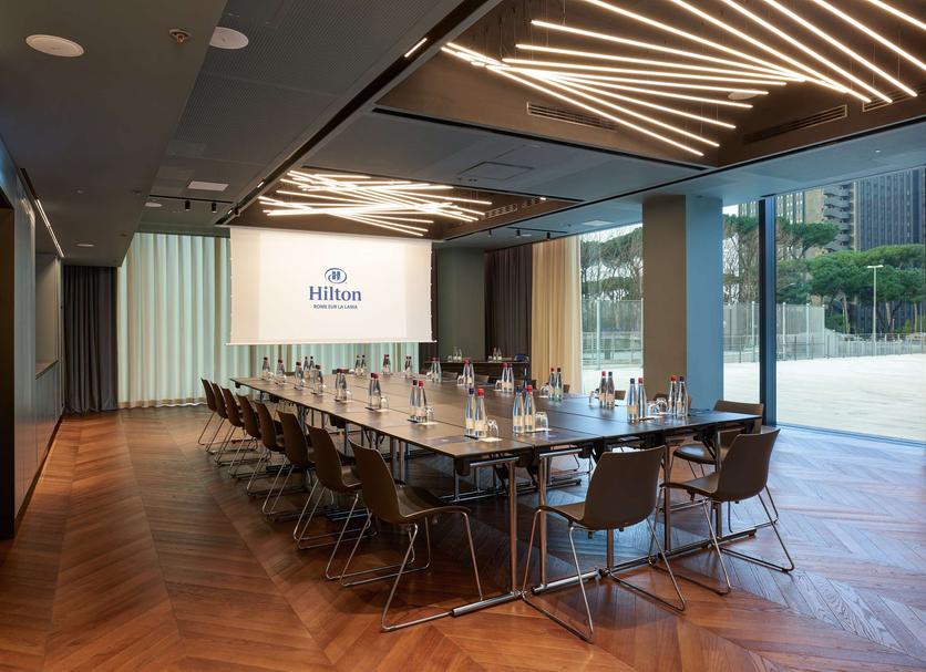 Conference room Photo
