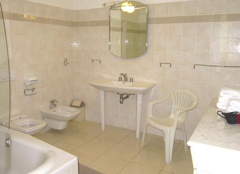 Bathroom Photo
