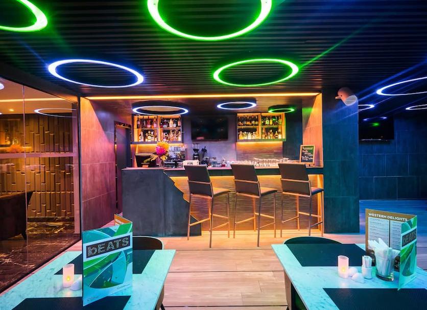 Bar Photo
