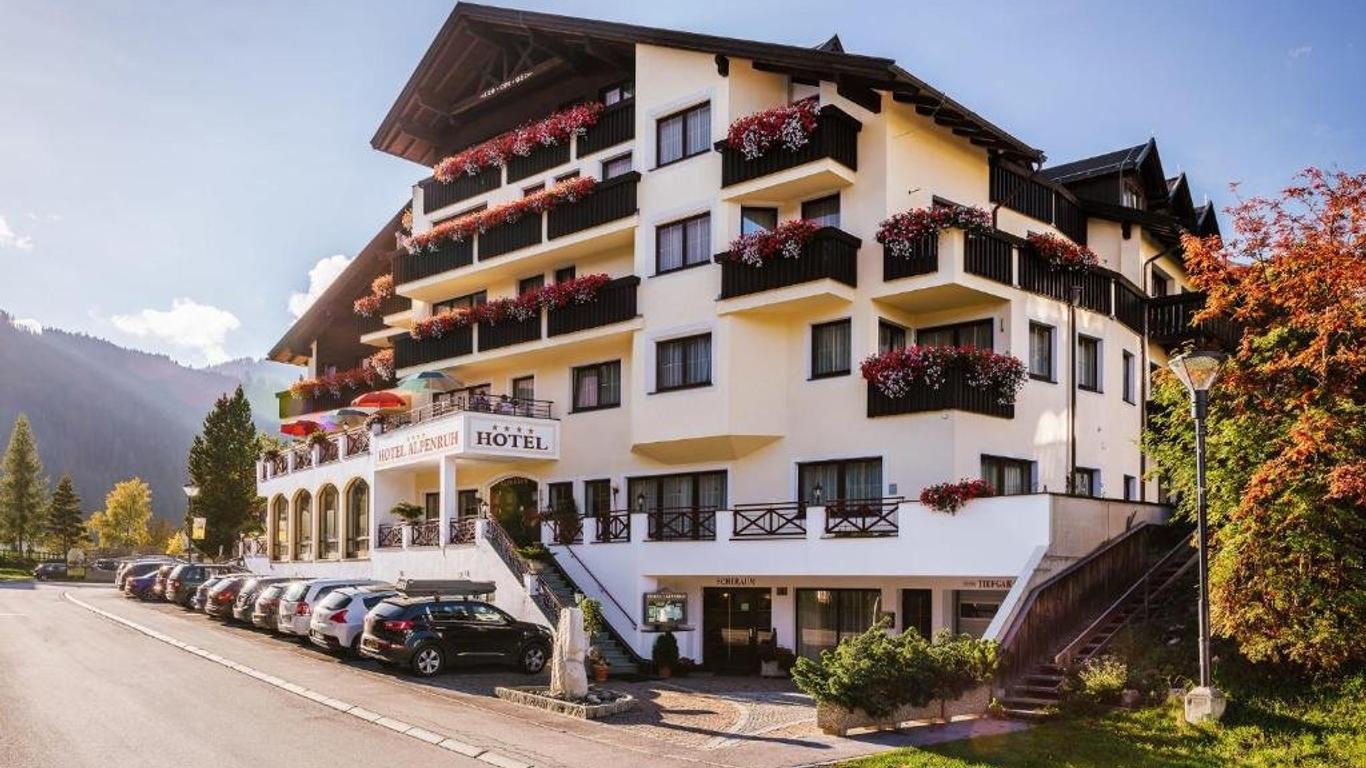Hotel Alpenruh-Micheluzzi