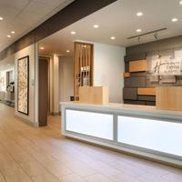 Holiday Inn Express & Suites Fort Wayne North