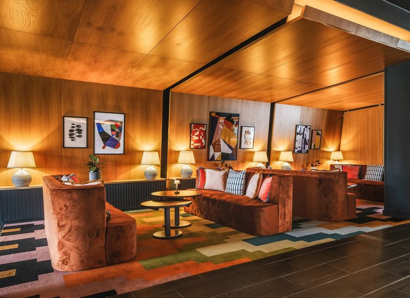 Lounge Photo