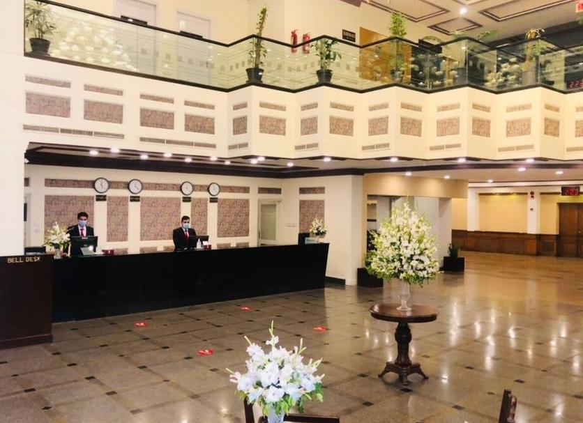 Front desk Photo