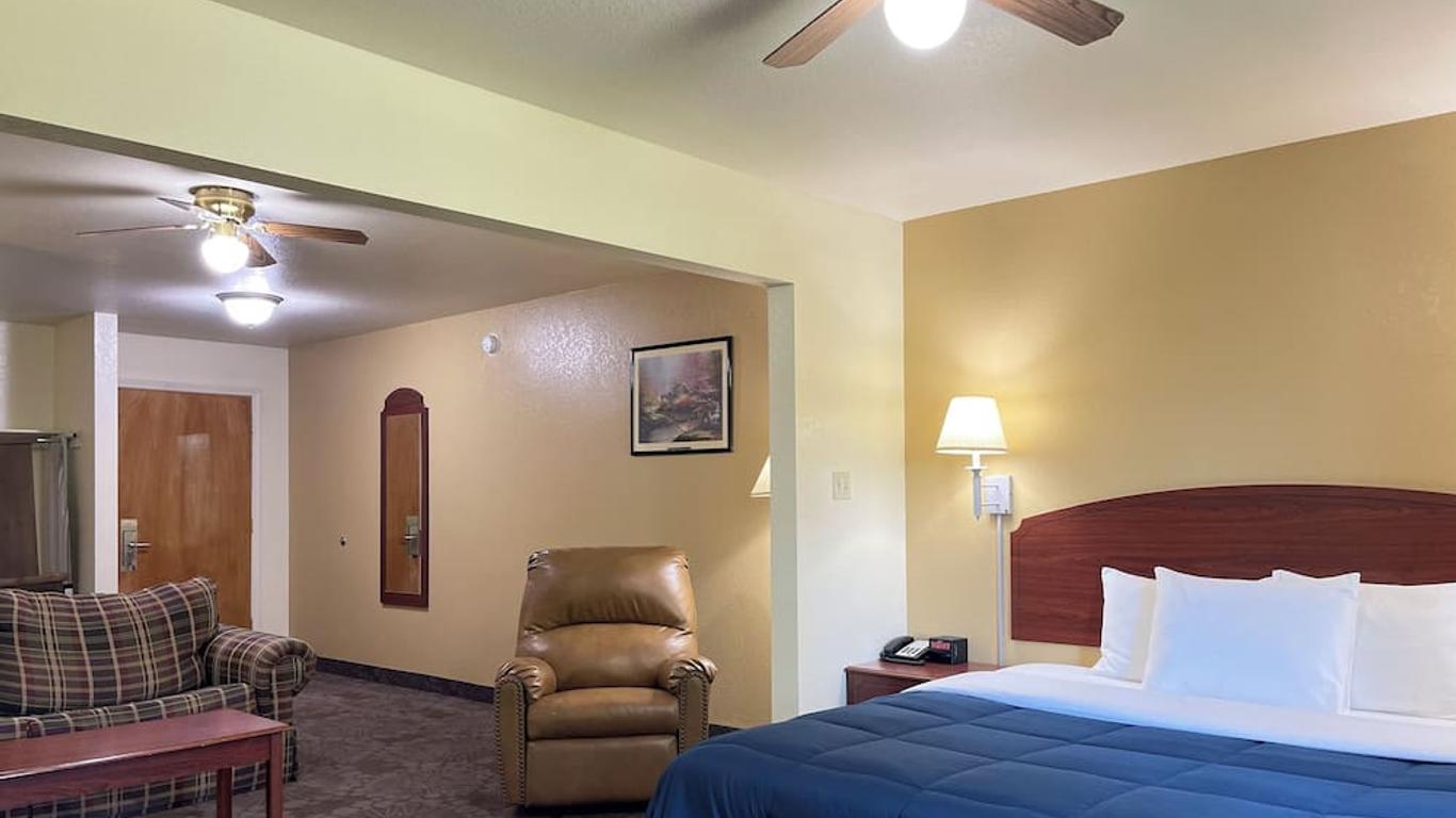 Candlelight Inn & Suites Hwy 69 Near Mcalester