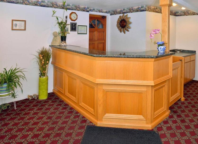 Front desk Photo
