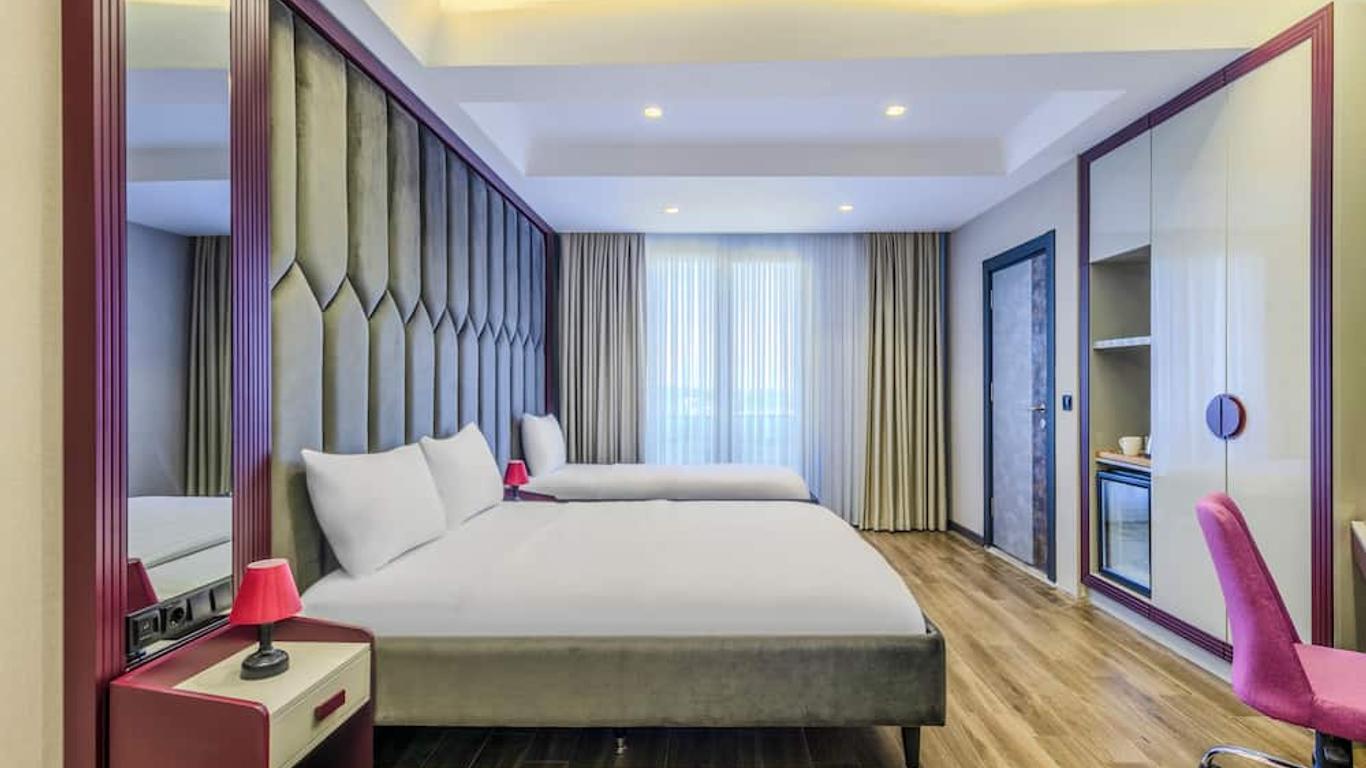 Heaven Premium Airport Hotel