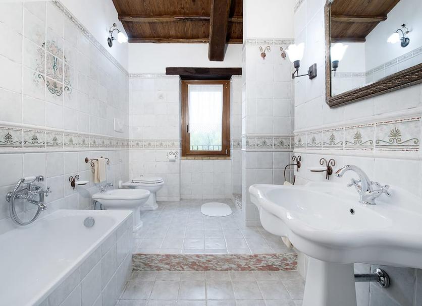 Bathroom Photo