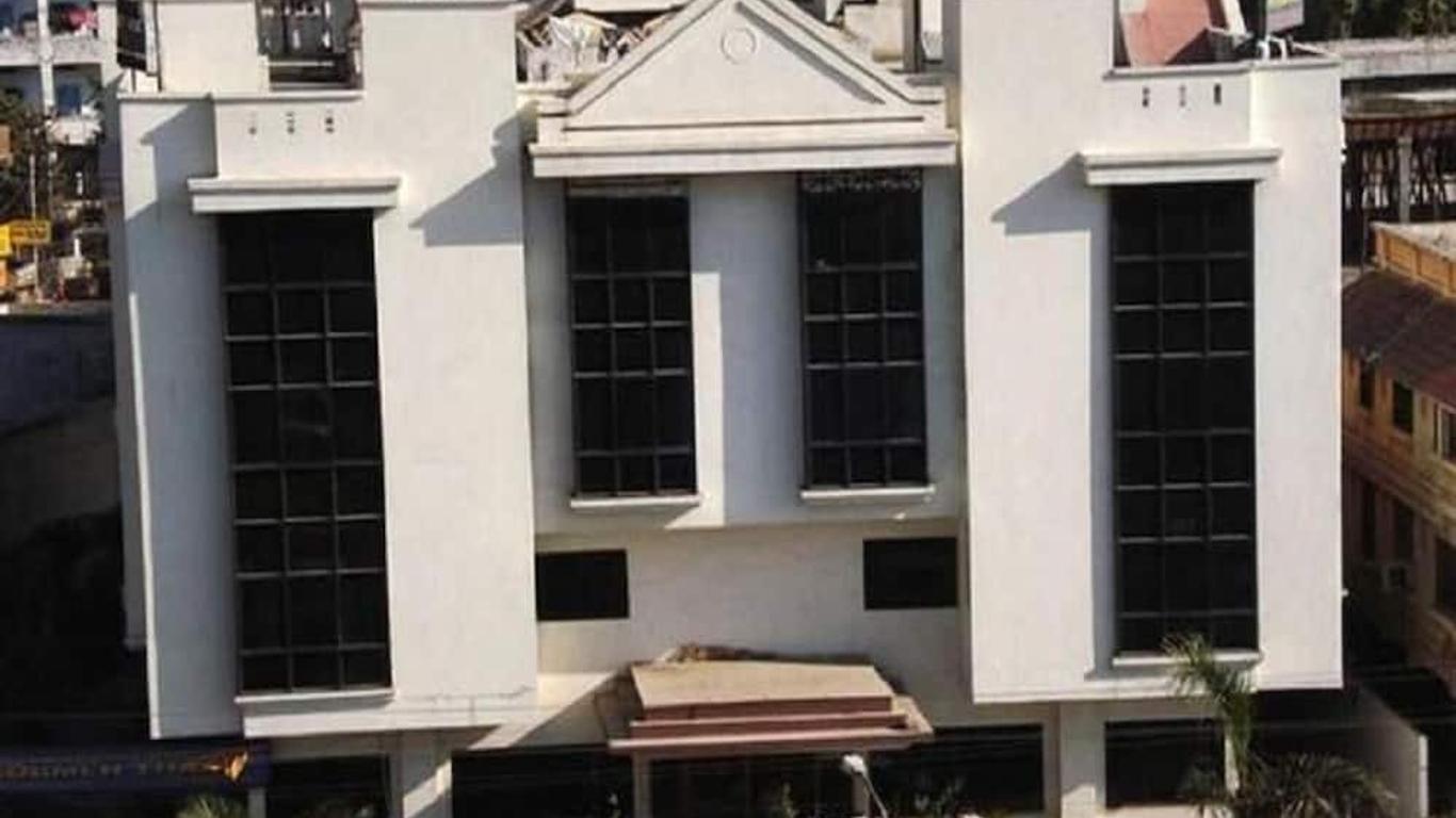 Hotel Ambaji International