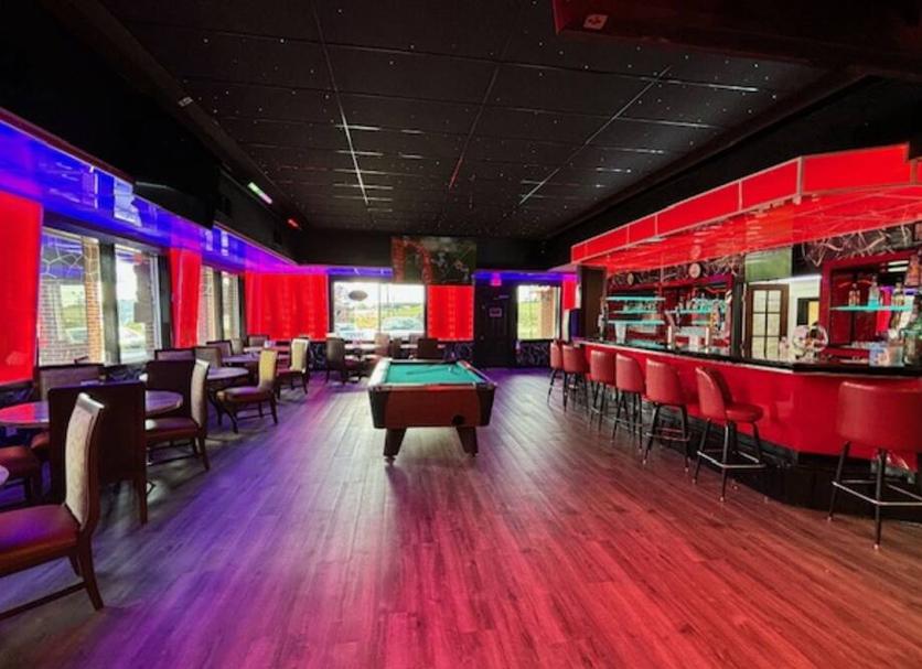 Bar Photo