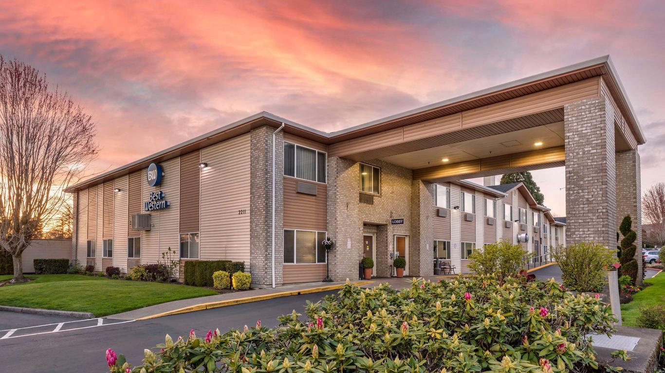 5 star hotels in newberg oregon