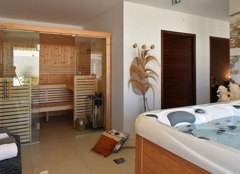 Spa Photo