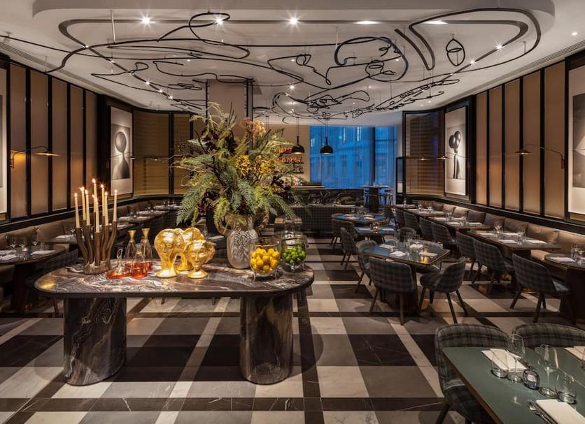Restaurant Photo
