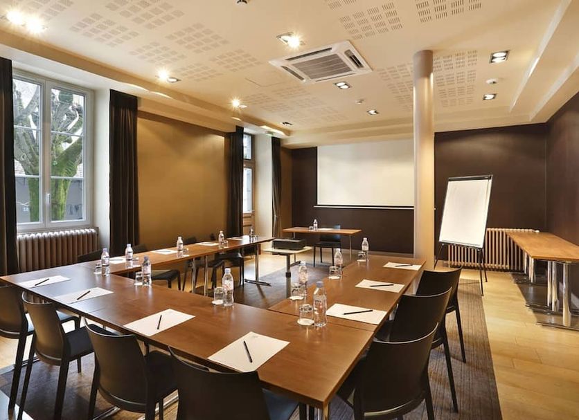 Conference room Photo