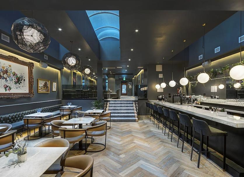 Restaurant Photo