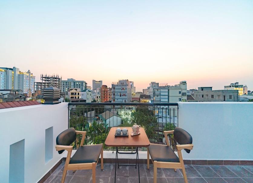 Balcony Photo