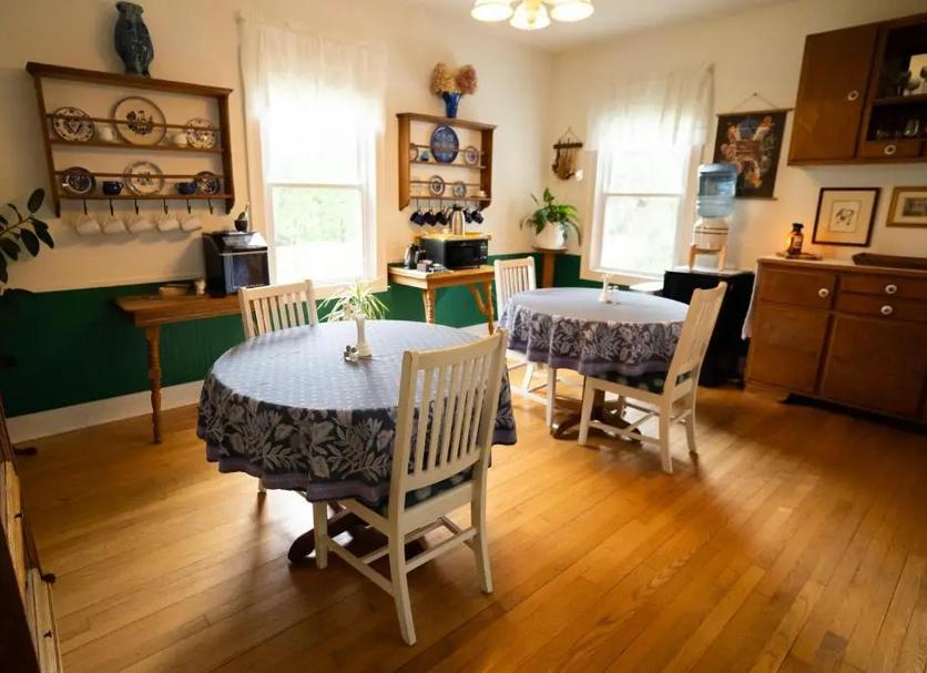 Dining room Photo